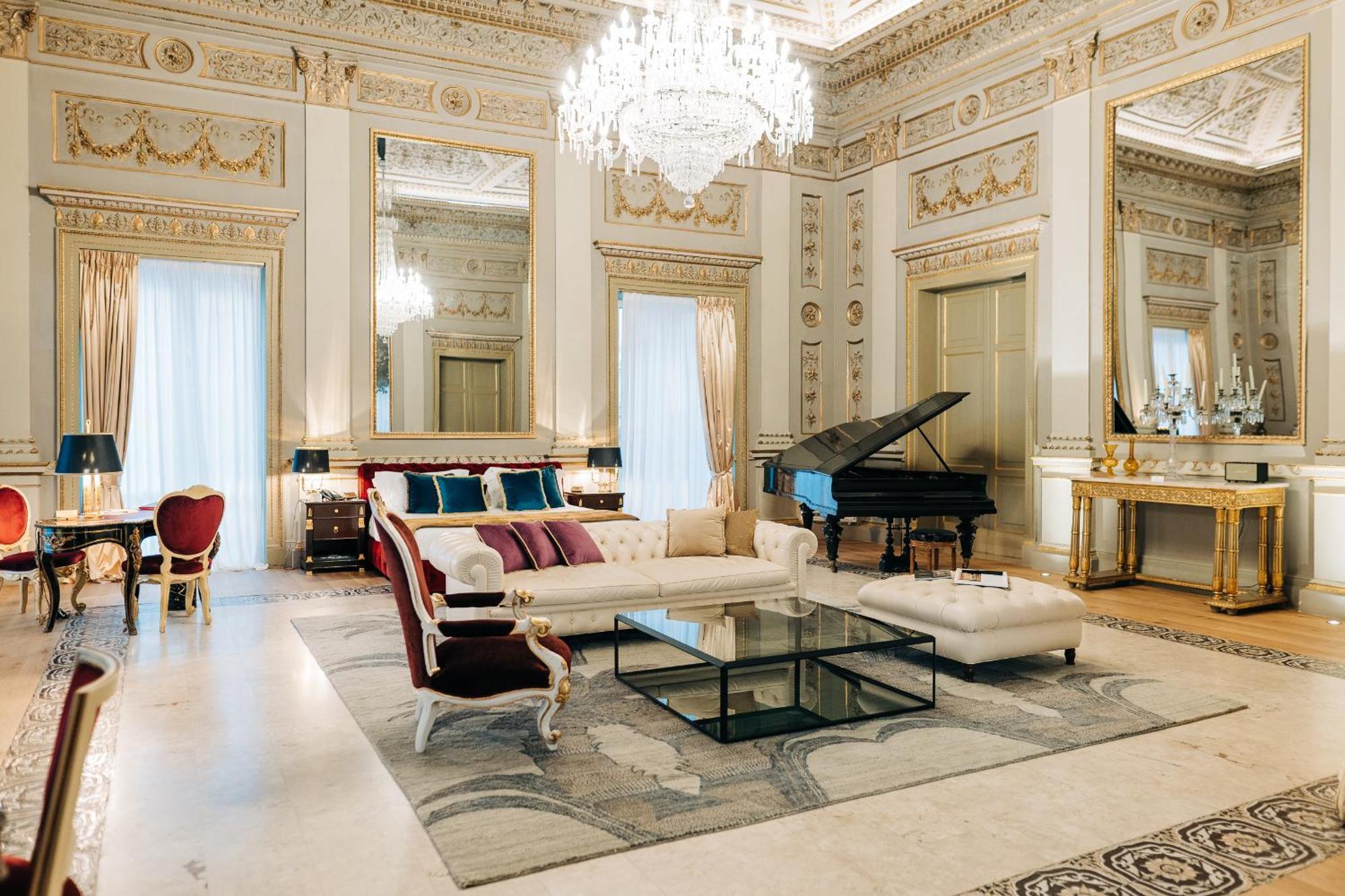 Grand Hotel Et Des Palmes Palermo Bagian luar foto The Imperial Suite