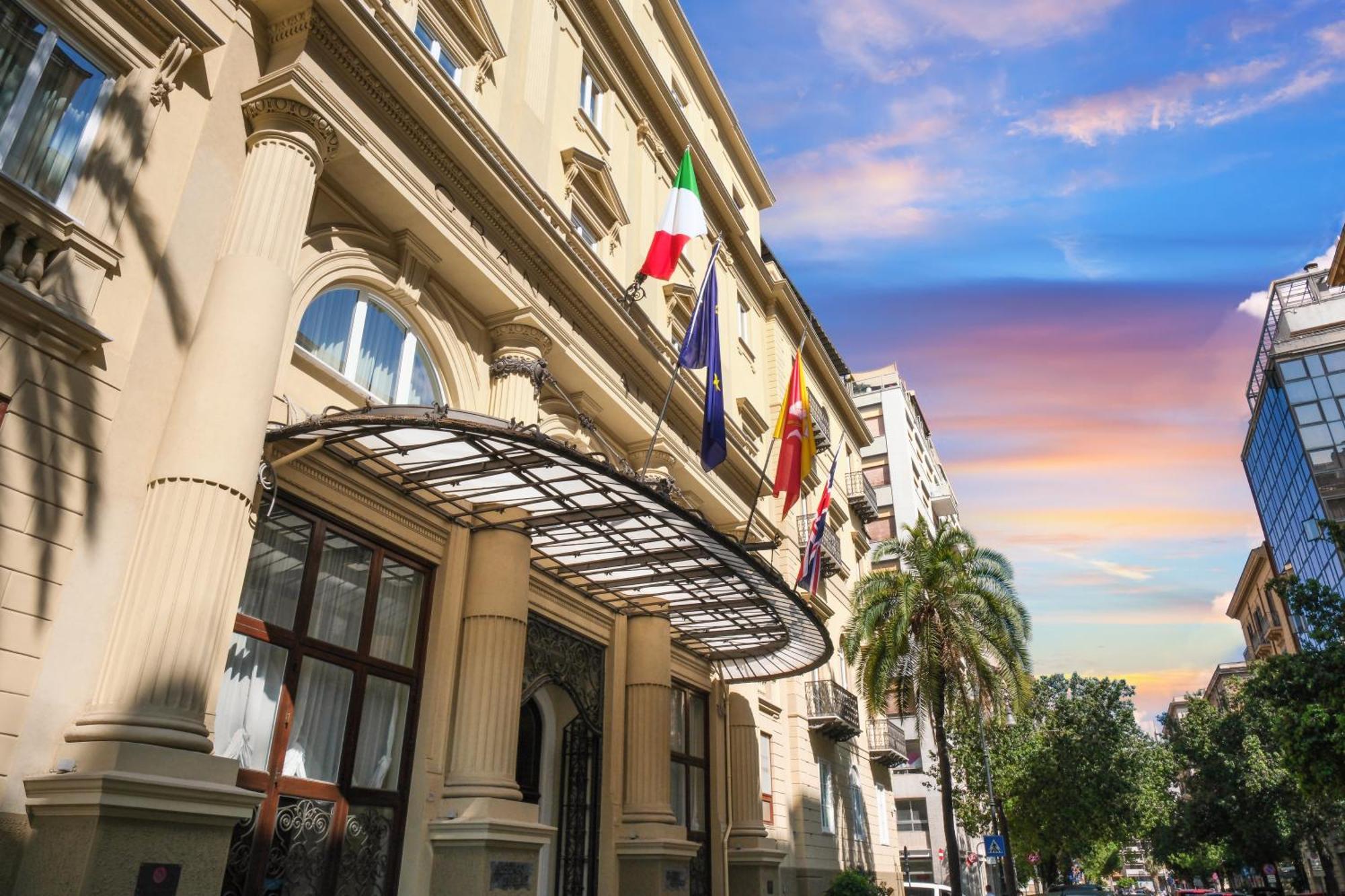 Grand Hotel Et Des Palmes Palermo Bagian luar foto