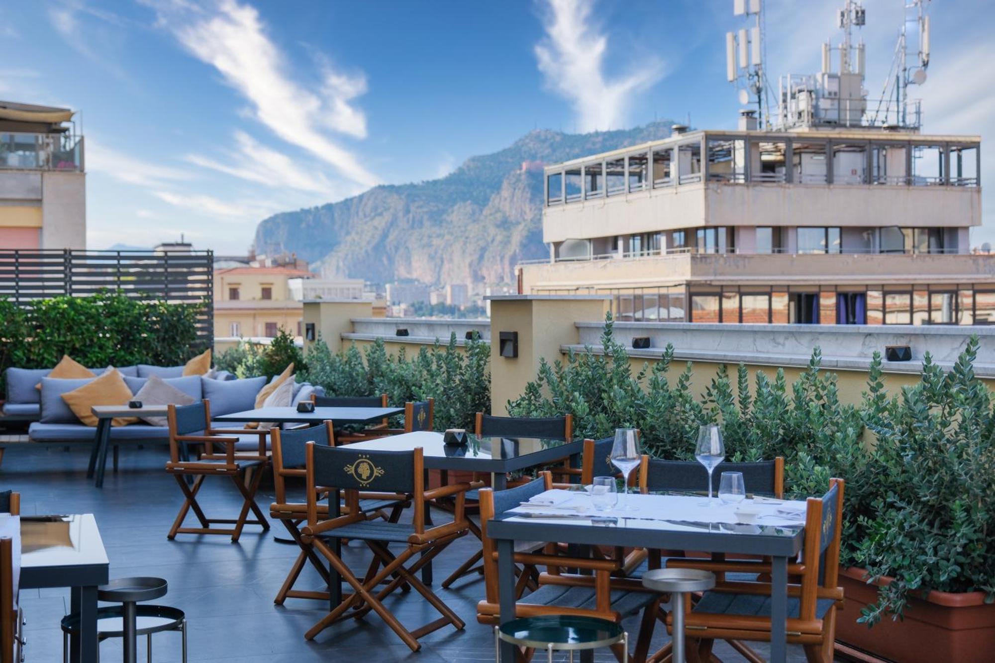 Grand Hotel Et Des Palmes Palermo Bagian luar foto