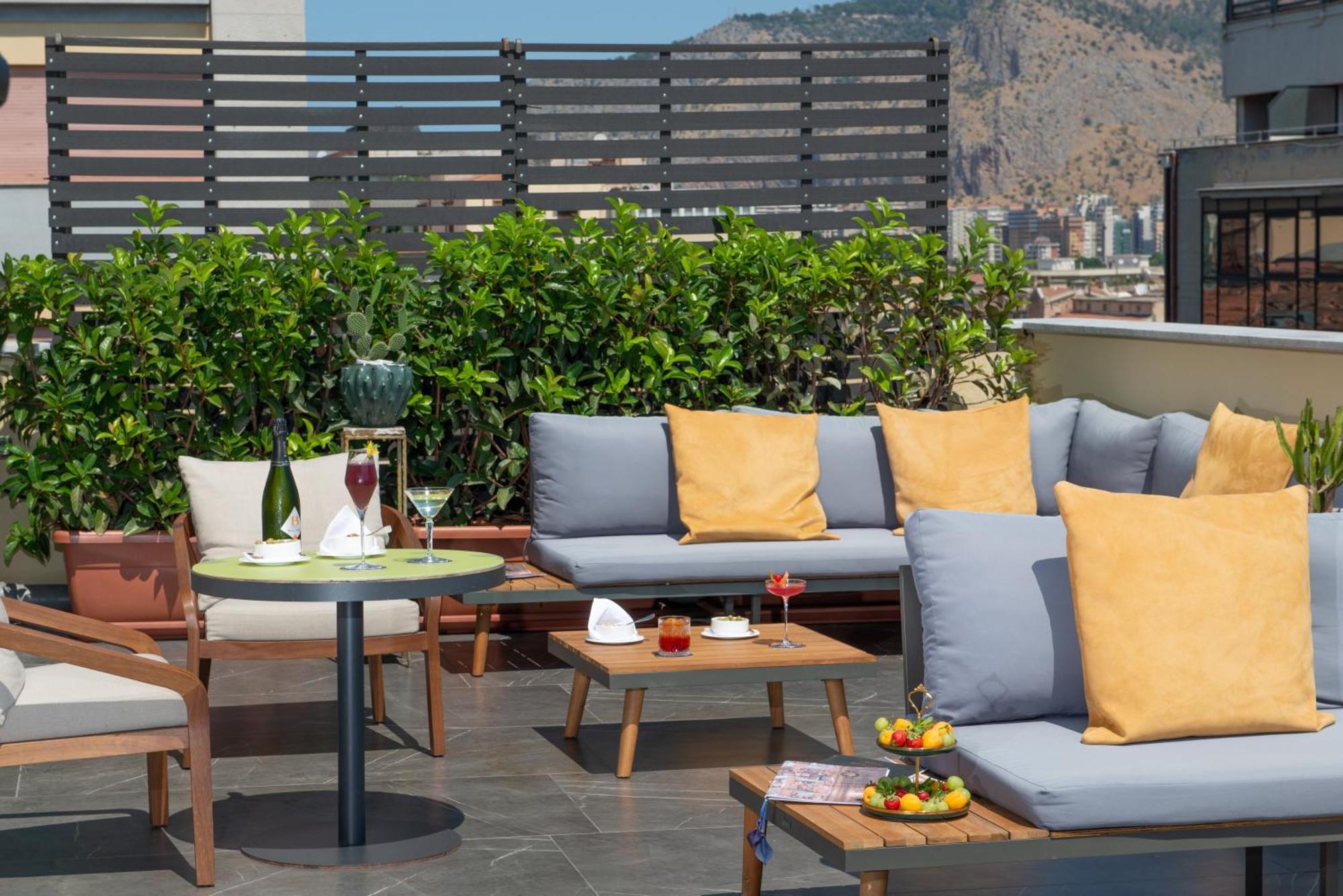 Grand Hotel Et Des Palmes Palermo Bagian luar foto