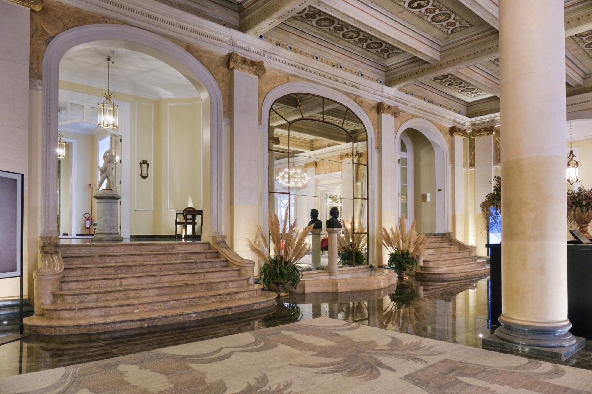 Grand Hotel Et Des Palmes Palermo Bagian luar foto