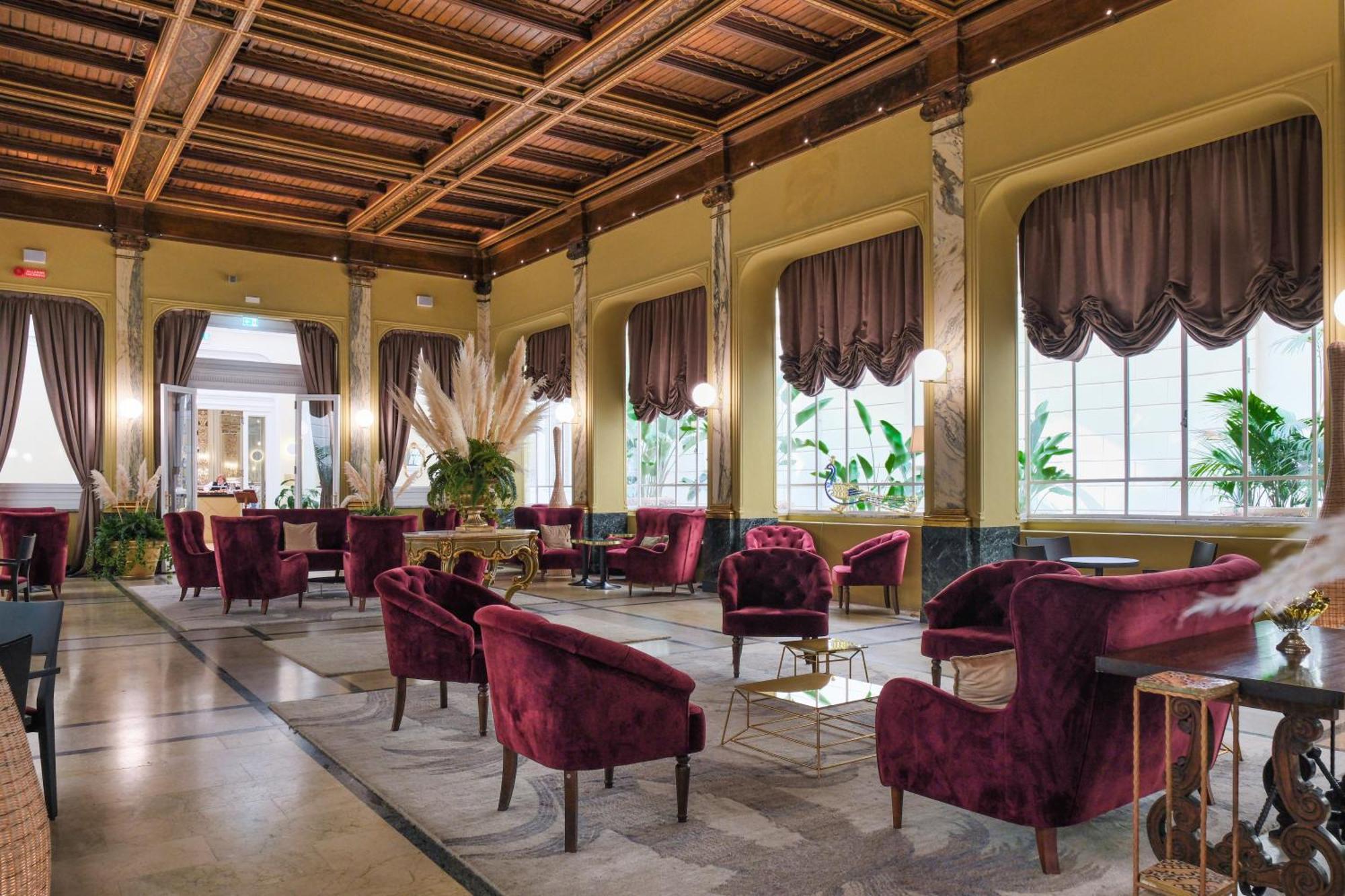 Grand Hotel Et Des Palmes Palermo Bagian luar foto